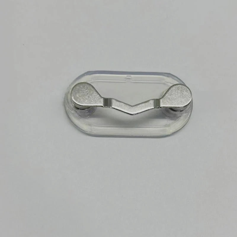Magnetische brilhouder voor kleding