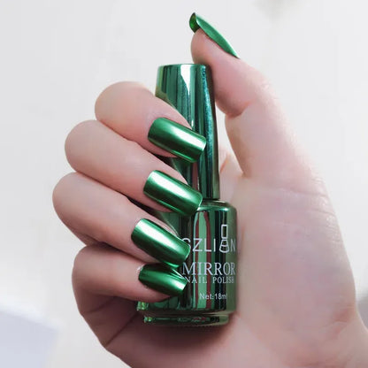 Metallic spiegel nagellak op waterbasis