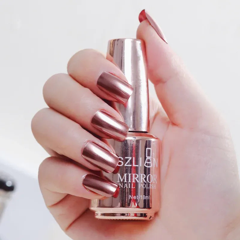 Metallic spiegel nagellak op waterbasis